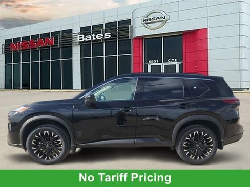New 2026 Nissan Rogue SV image 3