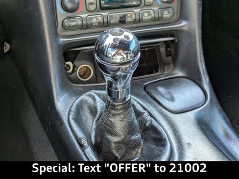 Used 1999 Chevrolet Corvette Convertible w/ Memory Pkg image 24