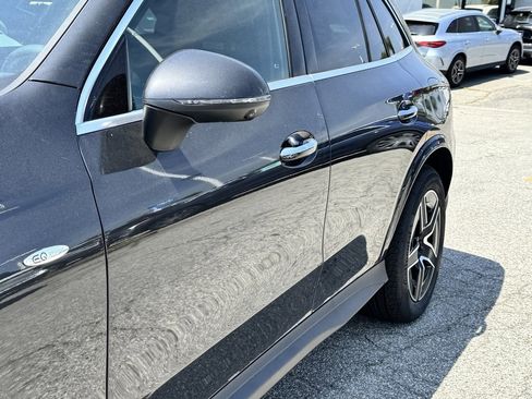 New 2025 Mercedes-Benz GLC 350e 4MATIC image 9