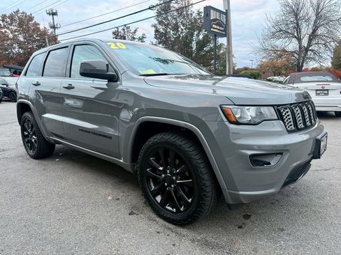 Used 2020 Jeep Grand Cherokee Altitude image 7