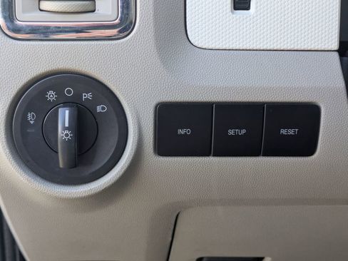 Used 2008 Mercury Mariner 2WD V6 image 16