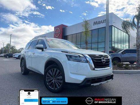 Certified 2024 Nissan Pathfinder SL w/ SL Premium Package image 1