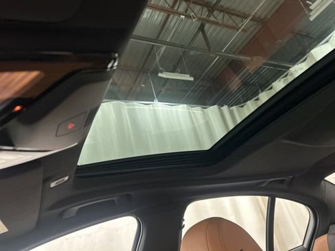 Used 2023 BMW 530i xDrive w/ Convenience Package image 25