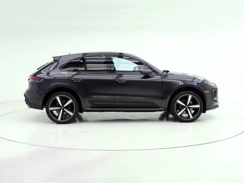 Used 2026 Porsche Macan AWD/4WD image 10