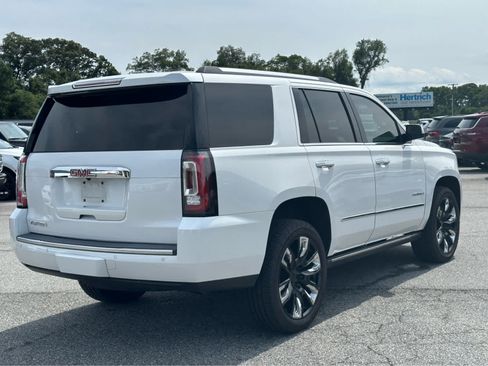 Used 2017 GMC Yukon Denali w/ Open Road Package AWD/4WD image 7