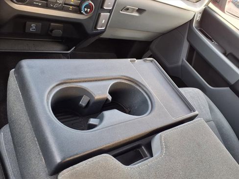 Used 2022 Ford F150 XLT image 27
