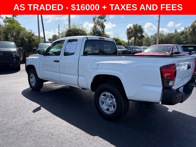Used 2022 Toyota Tacoma SR RWD image 4