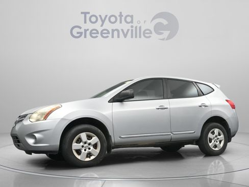 Used 2013 Nissan Rogue S FWD image 2