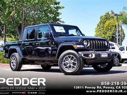 New 2025 Jeep Gladiator Sport