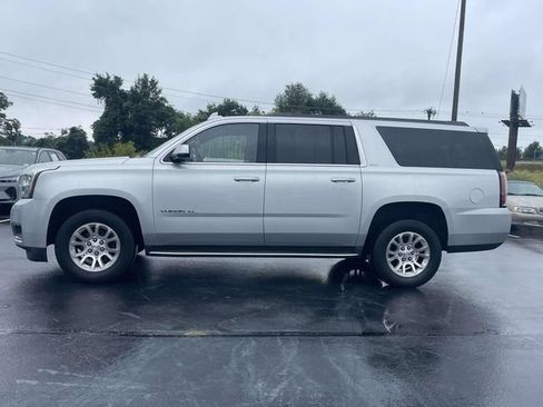 Used 2019 GMC Yukon XL SLT w/ Open Road Package AWD/4WD image 4