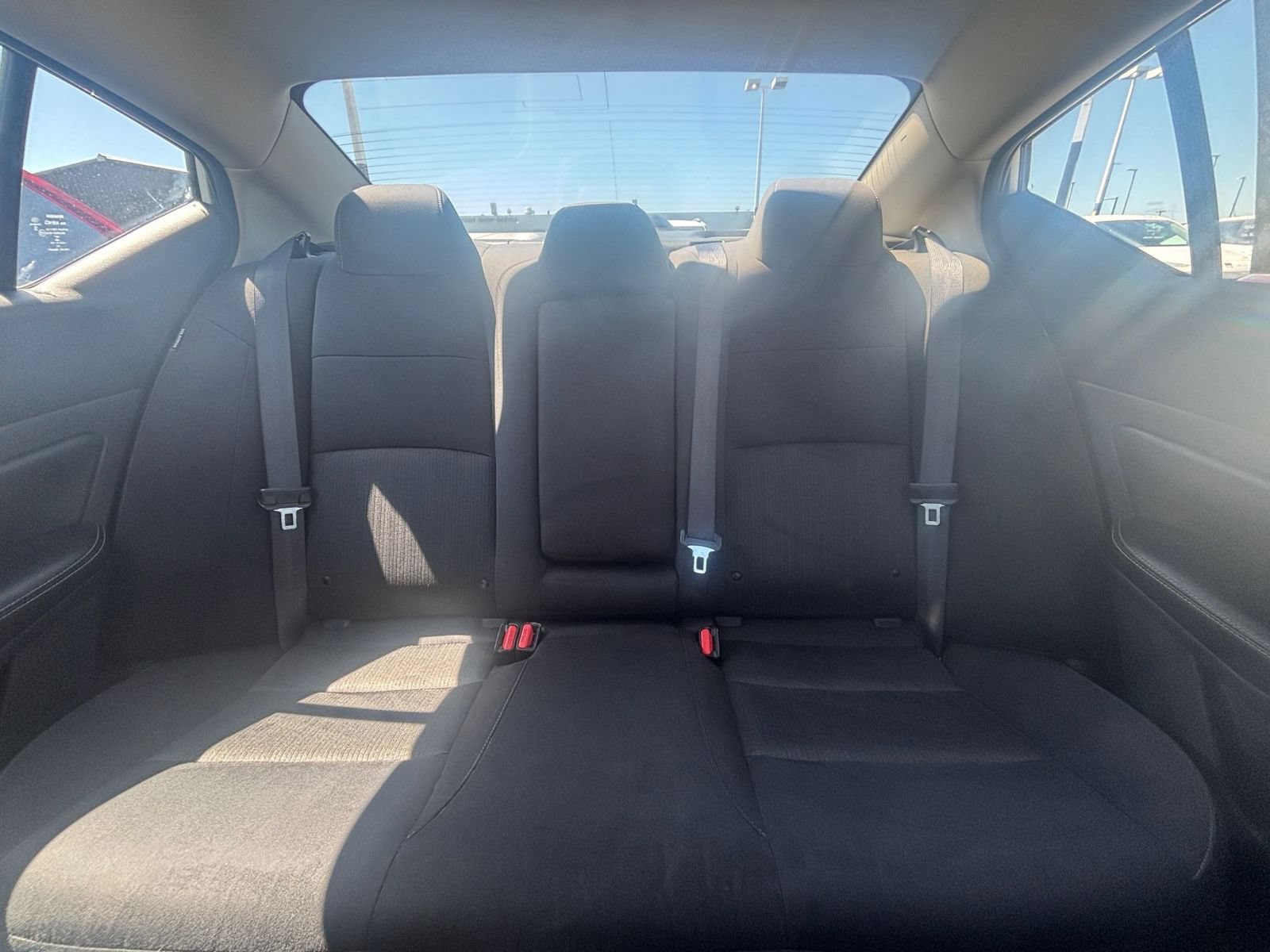 Used 2025 Nissan Altima 2.5 SV FWD image 35