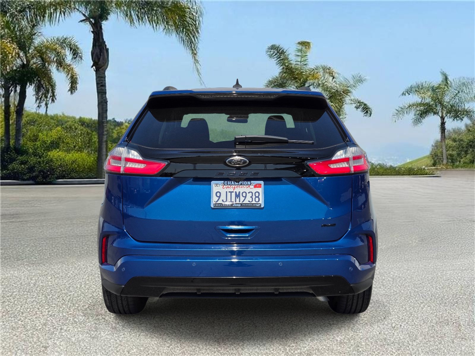 Used 2023 Ford Edge SE w/ Black Appearance Package AWD/4WD image 5
