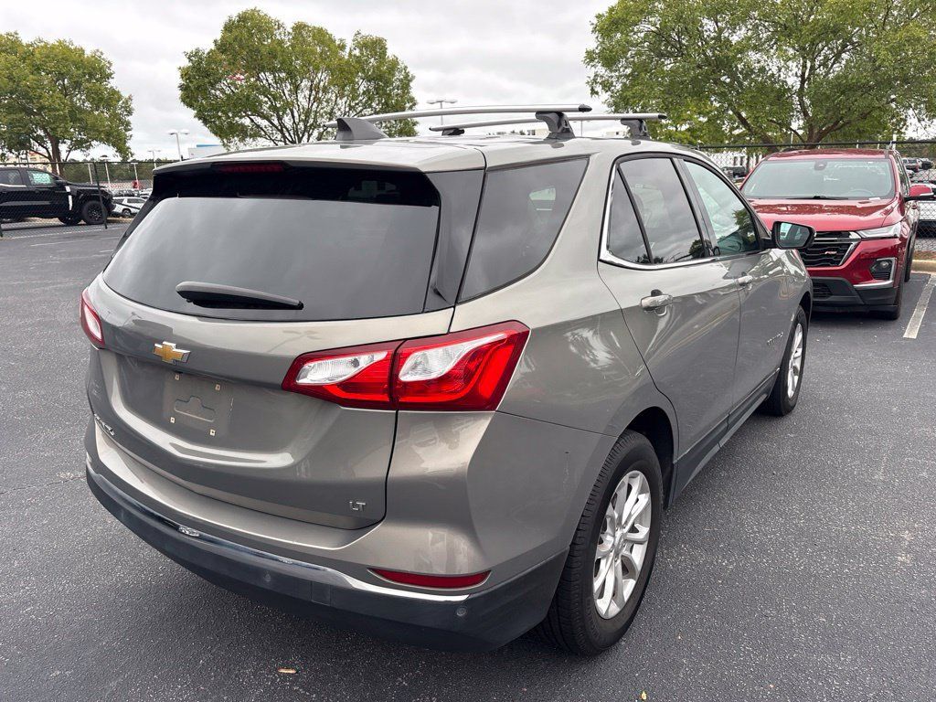 Used 2018 Chevrolet Equinox LT FWD image 3
