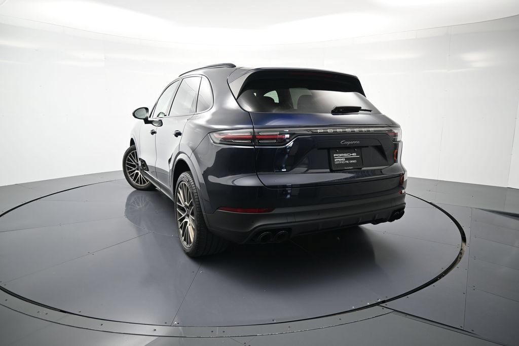 Certified 2022 Porsche Cayenne Platinum Edition AWD/4WD image 36