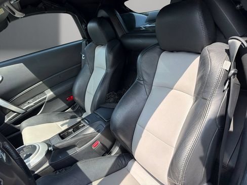 Used 2008 Nissan 350Z Enthusiast RWD image 12