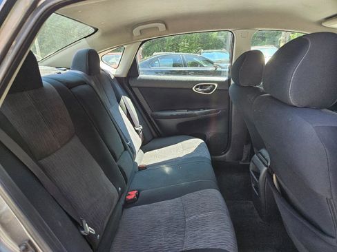 Used 2015 Nissan Sentra SV image 27