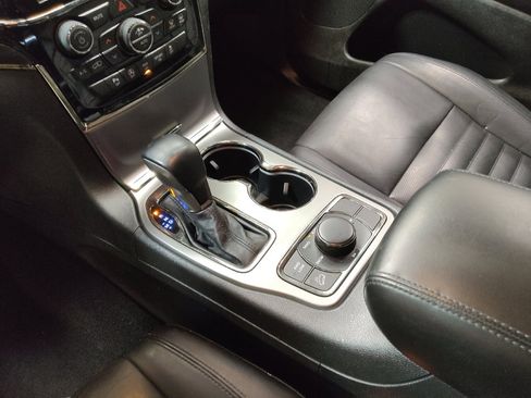 Used 2020 Jeep Grand Cherokee Limited X image 26