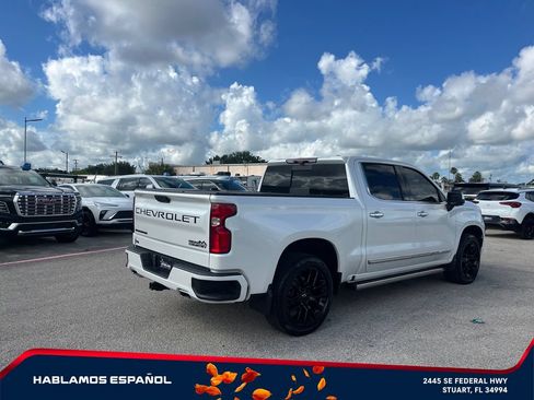 Used 2023 Chevrolet Silverado 1500 High Country w/ Technology Package AWD/4WD image 7