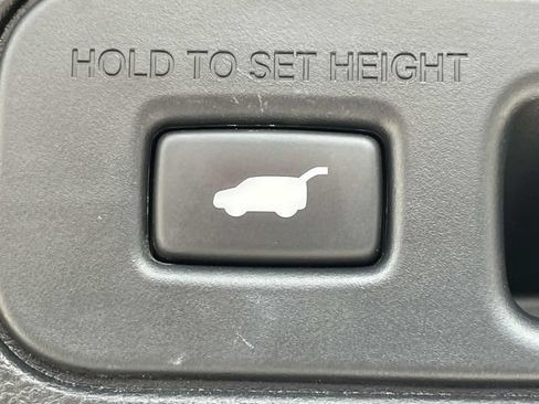 Used 2023 Acura MDX SH-AWD w/ Technology Package image 25