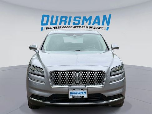 Used 2023 Lincoln Nautilus Reserve AWD/4WD image 6