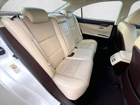 Used 2018 Lexus ES 350 w/ Premier Package FWD image 29