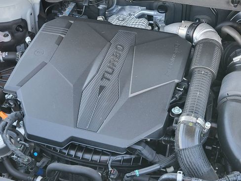 Used 2023 Kia Sorento SX image 28