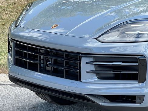 New 2026 Porsche Cayenne image 12