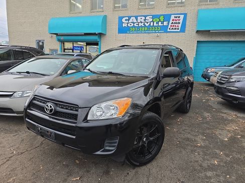 Used 2011 Toyota RAV4 4WD image 2