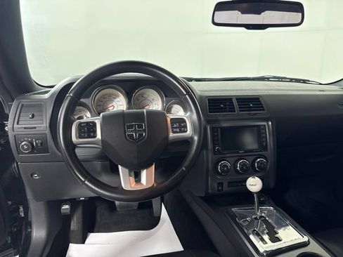 Used 2013 Dodge Challenger R/T RWD image 27
