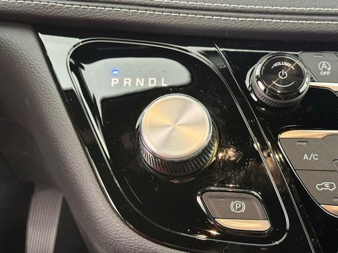 New 2026 Chrysler Pacifica Select image 26
