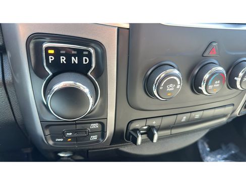 Used 2023 RAM 1500 Classic SLT AWD/4WD image 15