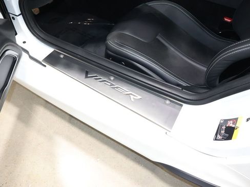 Used 2015 Dodge Viper w/ Quick Order Package 22J GT image 28