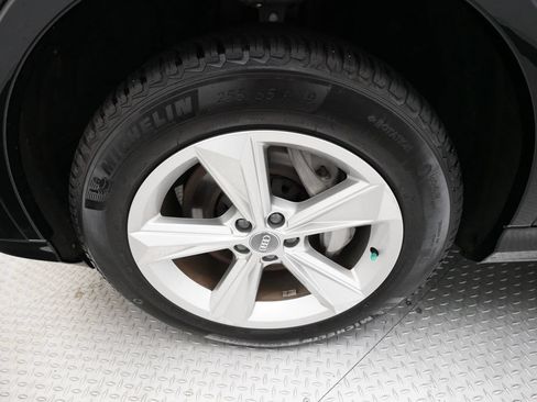 Used 2020 Audi Q7 3.0T Premium AWD/4WD image 26