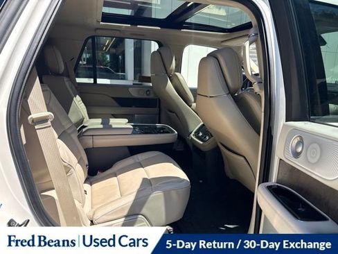 Used 2018 Lincoln Navigator Reserve w/ Technology Package AWD/4WD image 20