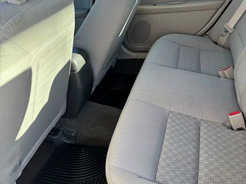 Used 2011 Ford Fusion S image 13