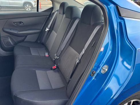 Used 2025 Nissan Sentra SV FWD image 31