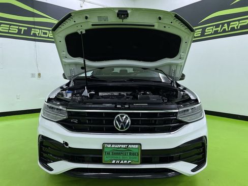 Used 2022 Volkswagen Tiguan SE R-Line FWD image 4