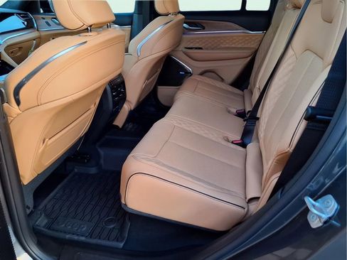 New 2026 Jeep Grand Cherokee Summit w/ Obsidian Package AWD/4WD image 11