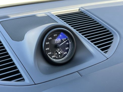 New 2026 Porsche Macan Turbo image 24