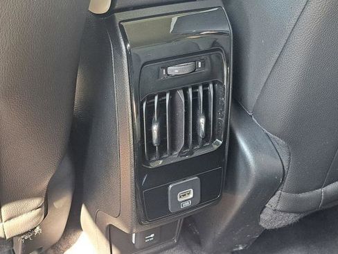 Used 2022 Jeep Compass Limited image 21