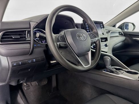 Used 2021 Toyota Camry LE image 21