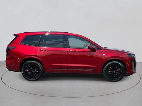 Certified 2024 Cadillac XT6 Sport w/ LPO, Onyx Lite Package AWD/4WD image 5
