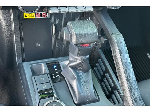 Used 2025 Toyota Tacoma TRD Sport w/ TRD Sport Upgrade Package AWD/4WD image 23