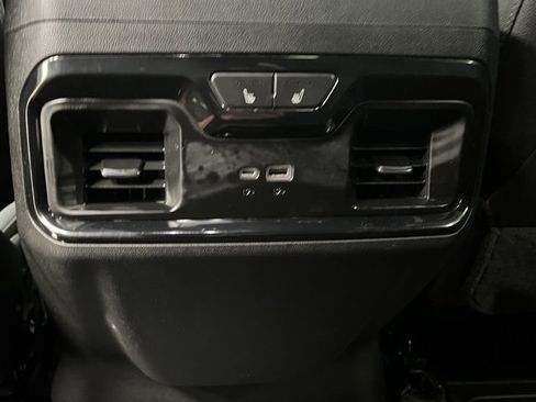 Used 2023 GMC Sierra 1500 AT4 w/ Technology Package image 44