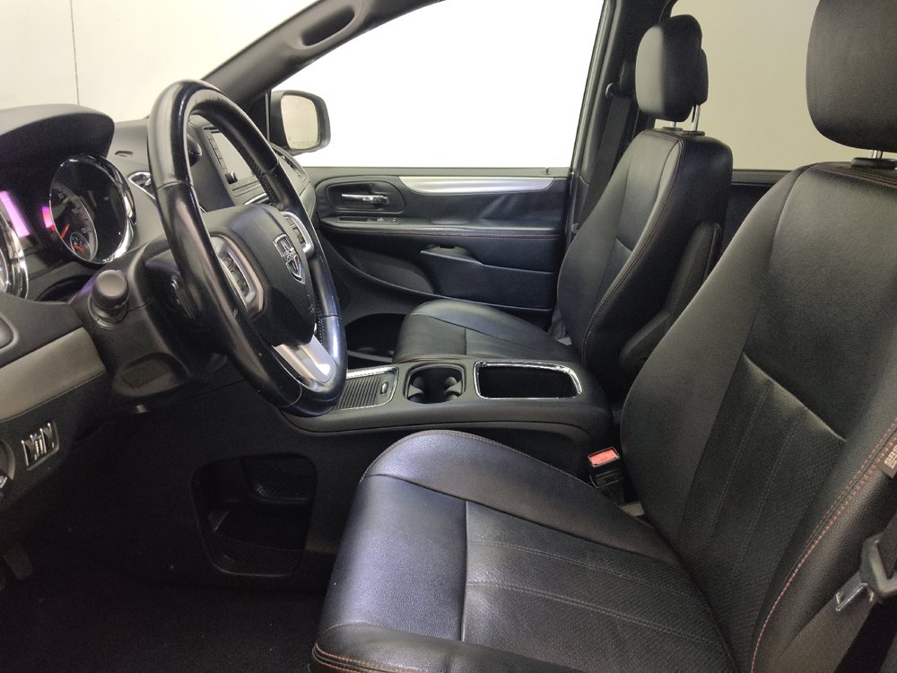 Used 2019 Dodge Grand Caravan GT FWD image 17