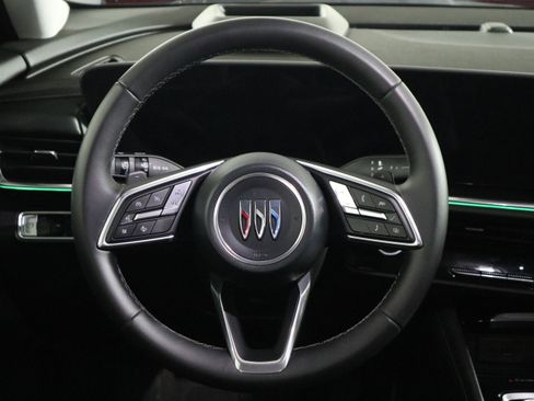 Used 2025 Buick Envision Preferred image 16