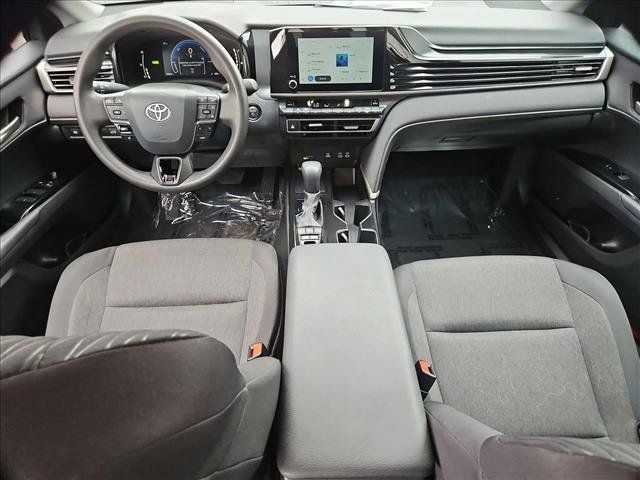 Used 2025 Toyota Camry LE FWD image 22