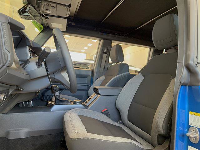 Used 2025 Ford Bronco 4-Door AWD/4WD image 12