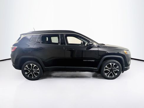 Used 2023 Jeep Compass Limited AWD/4WD image 4