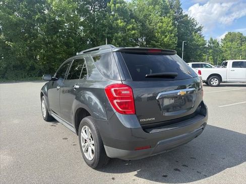 Used 2017 Chevrolet Equinox LT w/ Convenience Package FWD image 3